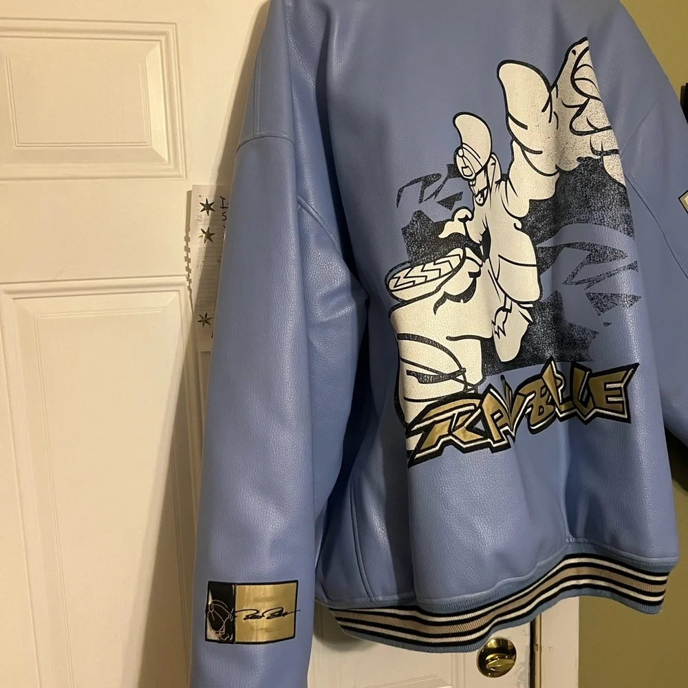 Nice Jacket!!! - Picture 1 of 6